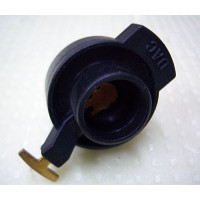 Бегунок Матиз 0.8L (трамблер DAC высокая крышка) Бегунок Матиз 0.8L (трамблер DAC высокая крышка)
